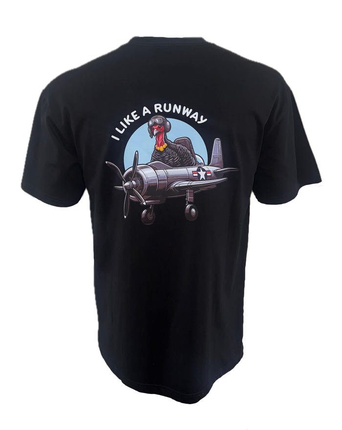 I like Runway - Black Tee